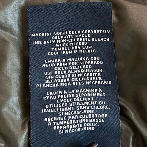 EUC Tommy Hilfiger Black/Green Soft-Shell Hooded Bomber Jacket with Bib. Size M. - Picture 10 of 10